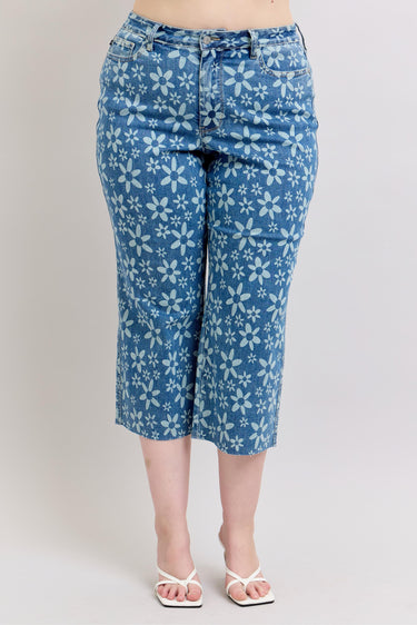 Judy Blue Daisy Cropped Jean Curvy